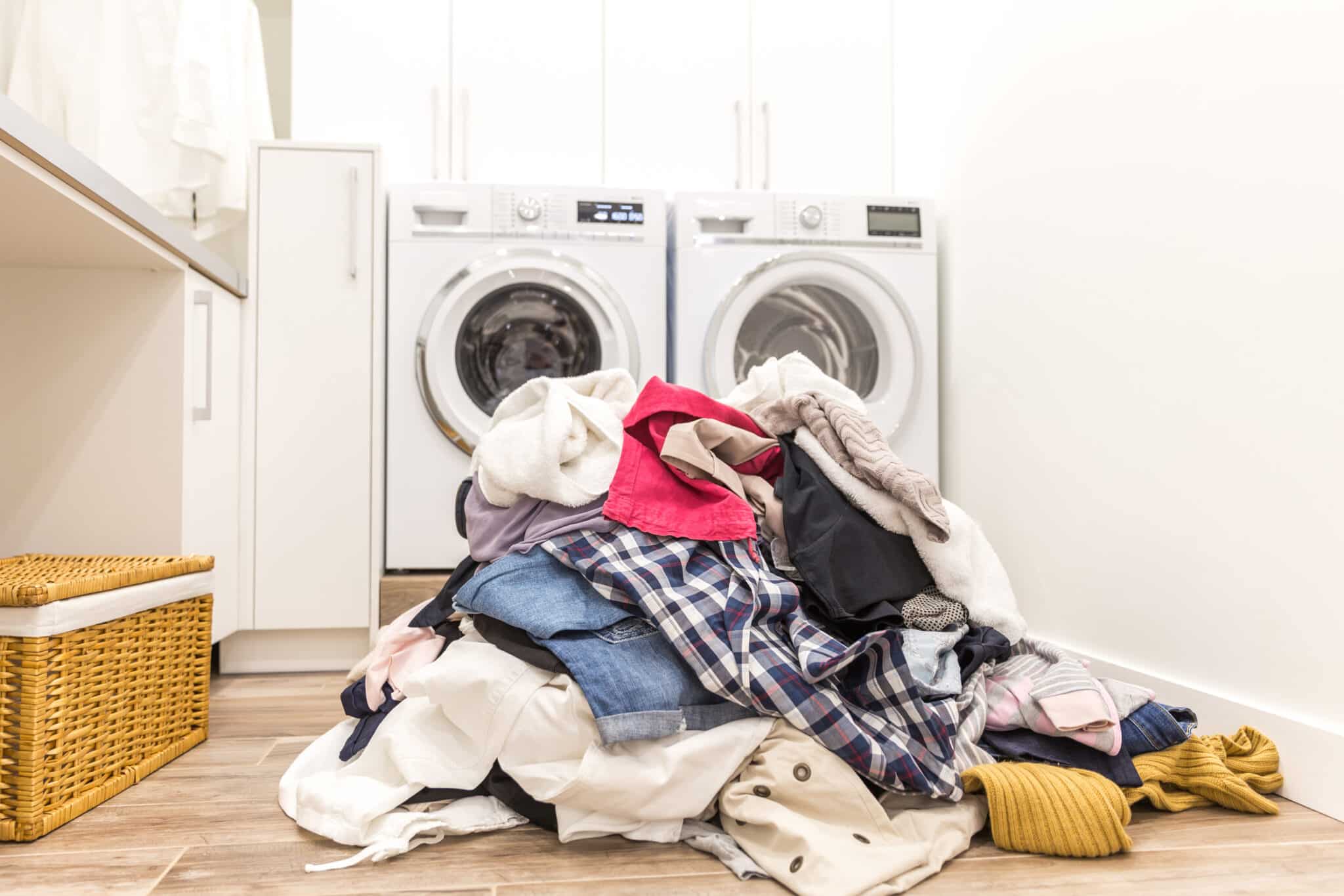 How to Clean a Washing Machine and Prevent Odors